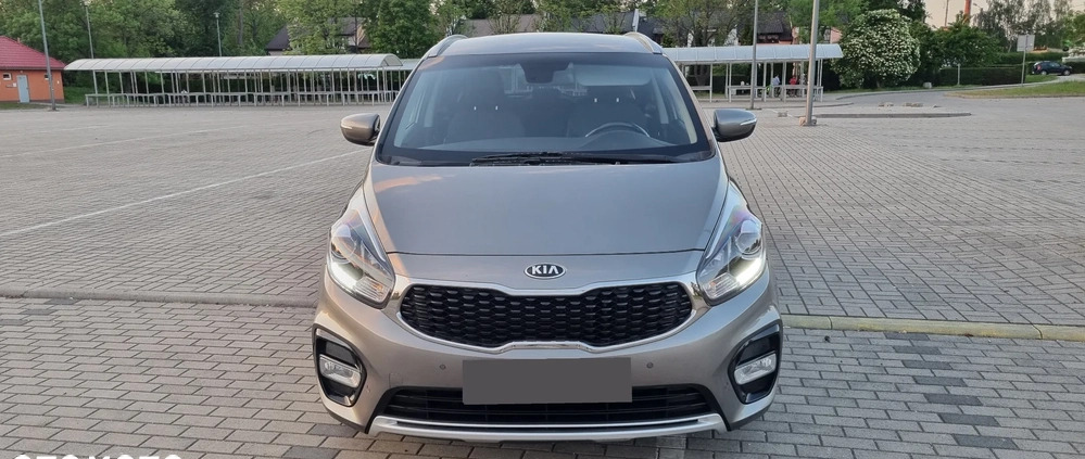 Kia Carens cena 43700 przebieg: 166000, rok produkcji 2017 z Ziębice małe 172